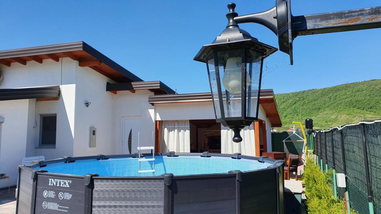 Holiday Home Emma Bihać Екстериор снимка