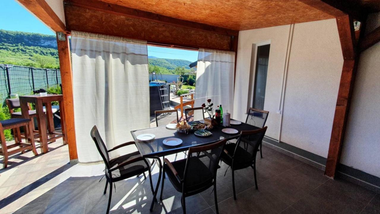 Holiday Home Emma Bihać Екстериор снимка