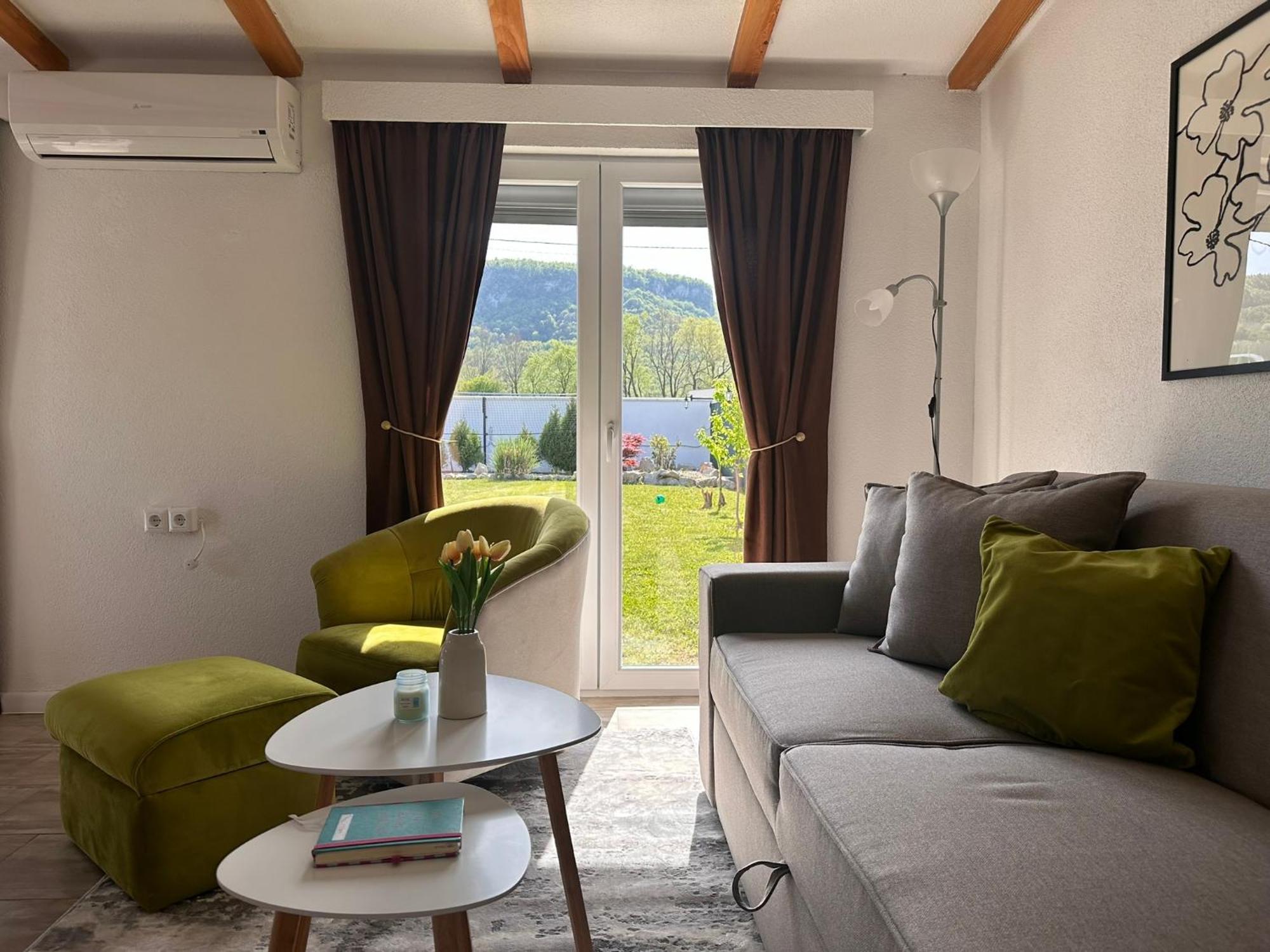 Holiday Home Emma Bihać Екстериор снимка