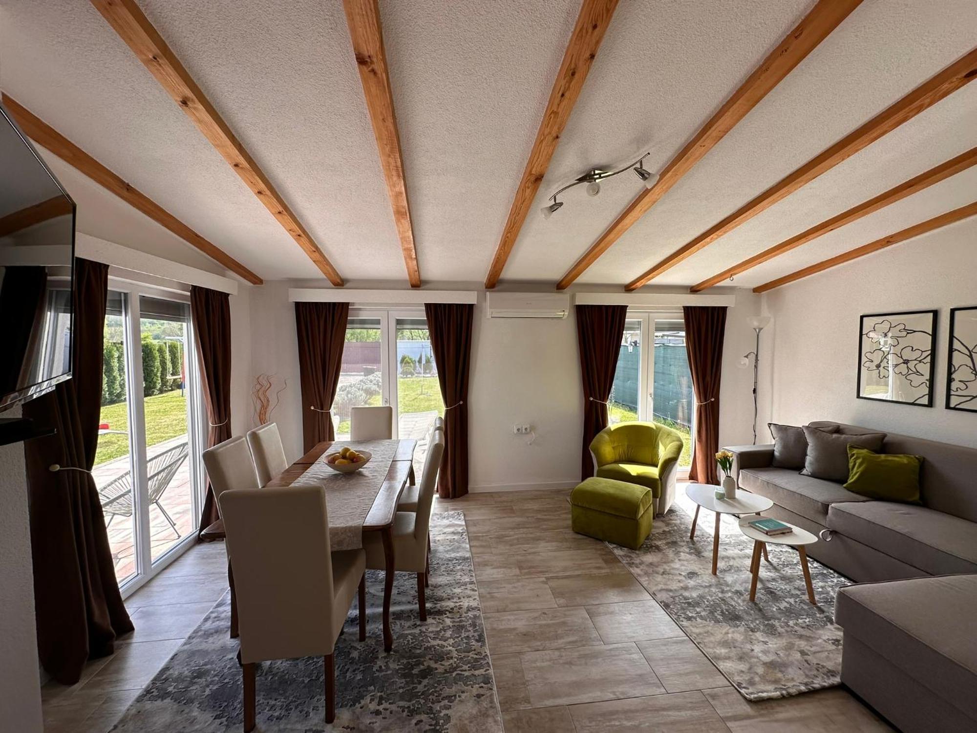 Holiday Home Emma Bihać Екстериор снимка