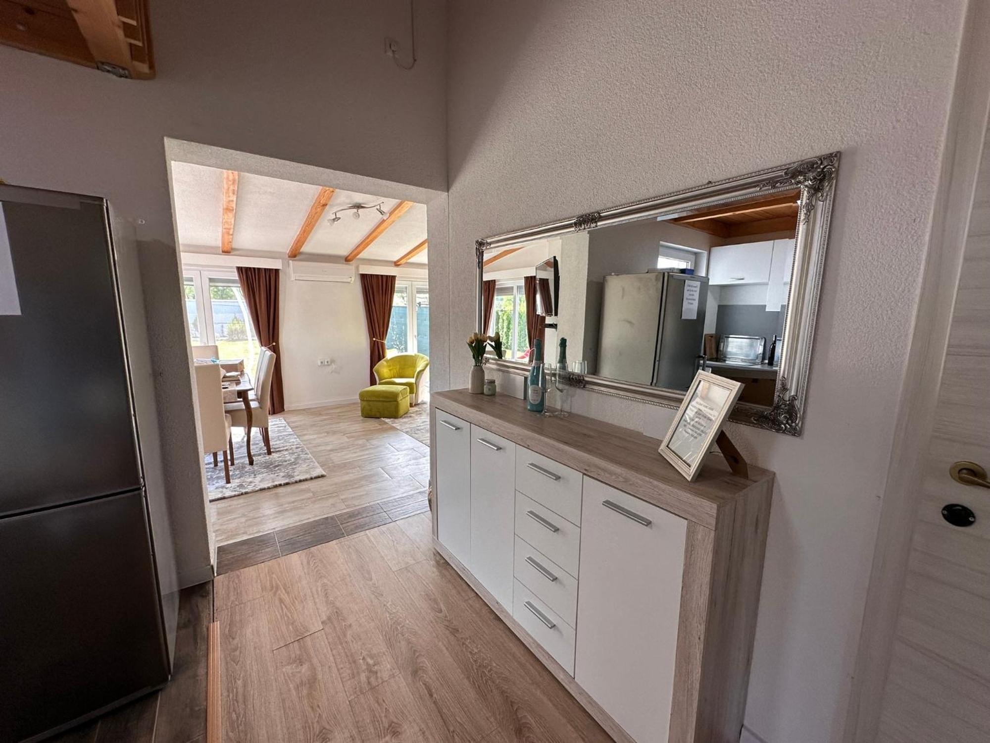 Holiday Home Emma Bihać Екстериор снимка